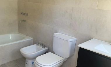 Venta/Alquiler - Casa - Barrio Cerrado - Santa Juana - Canning