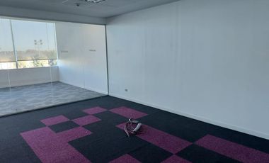 Alquiler de oficina de 498 m2 en Vicente López