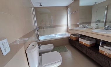 VENTA DEPARTAMENTO semipiso de 3 dormitorios,  en Barrio Gamma, Neuquén Capital