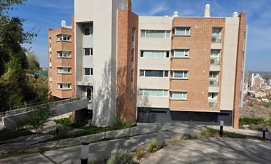VENTA DEPARTAMENTO semipiso de 3 dormitorios,  en Barrio Gamma, Neuquén Capital