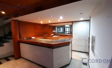 Alquiler de Local en Lanús Este 380 m2 en Esquina