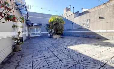 Alquiler de Local en Lanús Este 380 m2 en Esquina