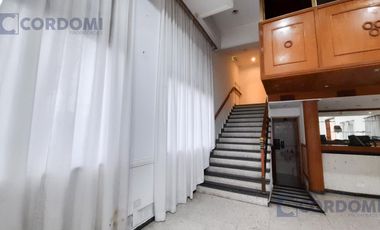Alquiler de Local en Lanús Este 380 m2 en Esquina