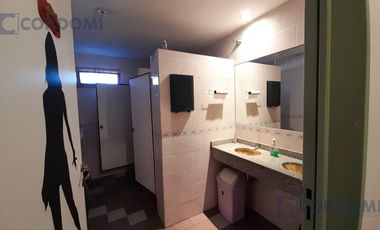 Alquiler de Local en Lanús Este 380 m2 en Esquina