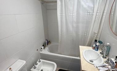 Monoambiente con cochera en venta en Ituzaingó Norte