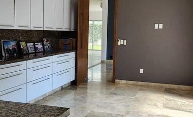 Renta Casa de Lujo en Fracc. Las Lomas Club & Campo Golf