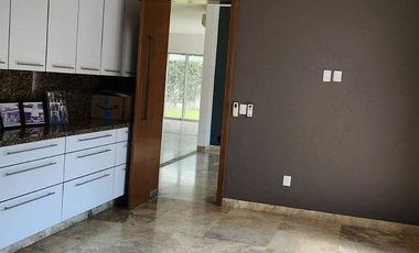 Renta Casa de Lujo en Fracc. Las Lomas Club & Campo Golf