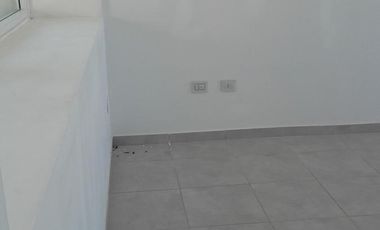 Local Comercial en Paseo de las Torres - LAS GRUTAS
