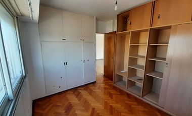 Florida - amplio y Luminoso Departamento de 3 amb con Balcones!