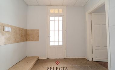 Alquiler Casona Comercial en General Paz – 250 m² únicos
