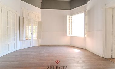 Alquiler Casona Comercial en General Paz – 250 m² únicos