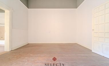 Alquiler Casona Comercial en General Paz – 250 m² únicos