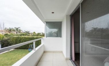 Casa en Fincas de Iraola II