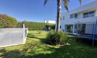 Casa en Fincas de Iraola II