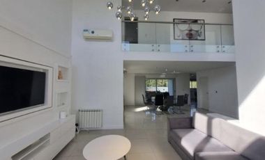 Casa en Fincas de Iraola II