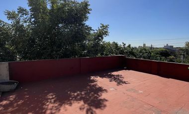 3 propiedades en Bloque en Lanús Este