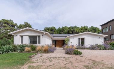 VENTA, CASA, COSTA ESMERALDA, BARRIO MARITMO II AL 100, 6 AMBIENTES