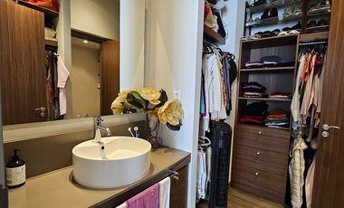 SE RENTA PRECIOSO DEPARTAMENTO AMUEBLADO EN BE GRAND LOMAS