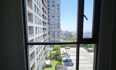 SE RENTA PRECIOSO DEPARTAMENTO AMUEBLADO EN BE GRAND LOMAS