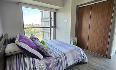 SE RENTA PRECIOSO DEPARTAMENTO AMUEBLADO EN BE GRAND LOMAS