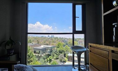 SE RENTA PRECIOSO DEPARTAMENTO AMUEBLADO EN BE GRAND LOMAS