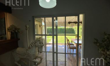 Casa en Venta en Campos de Echeverría, Canning