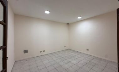Local comercial amplio varios rubros avellaneda alquiler trifasica fuerza motriz