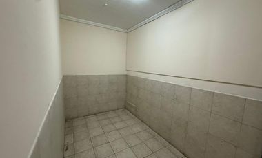 Local comercial amplio varios rubros avellaneda alquiler trifasica fuerza motriz