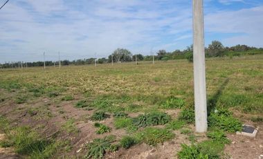 Venta Lotes en el Barrio Las Acacias - Exaltación de la Cruz