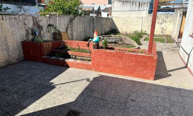 Venta Casa en  Banfield