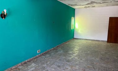 Venta Casa en  Banfield