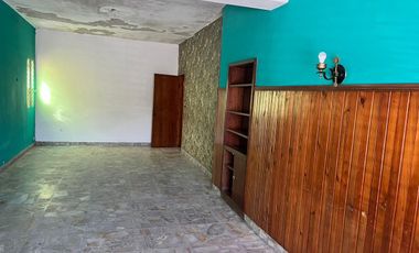 Venta Casa en  Banfield