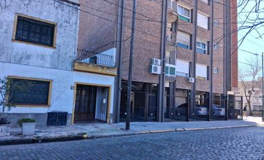Casa 4 ambientes. Excelente ubicación. San Fernando.