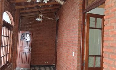 Casa 4 ambientes. Excelente ubicación. San Fernando.