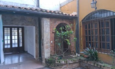 Casa 4 ambientes. Excelente ubicación. San Fernando.