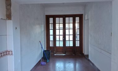 Casa 4 ambientes. Excelente ubicación. San Fernando.