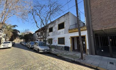 Casa 4 ambientes. Excelente ubicación. San Fernando.