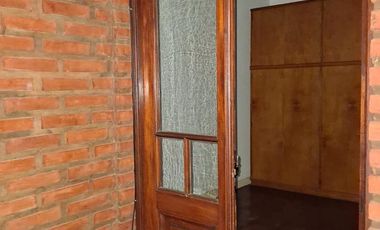 Casa 4 ambientes. Excelente ubicación. San Fernando.