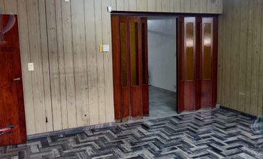 Venta - Casa  4 amb. - Ramos Mejia Sur