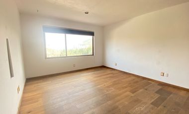 VENTA CASA EN BOSQUES DE LA HERRADURA CON SEGURIDAD