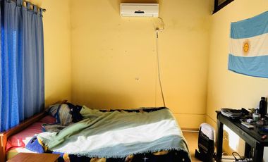 Casa con Pileta zona Artalaz