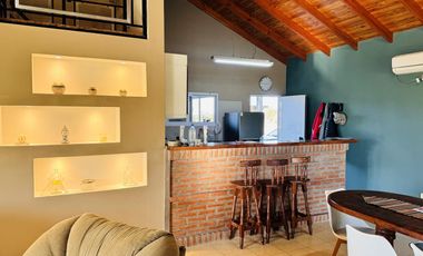 Casa con Pileta zona Artalaz