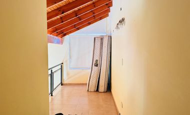 Casa con Pileta zona Artalaz