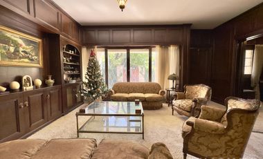 CASA VENTA VICENTE LÓPEZ 5 AMBIENTES JARDIN