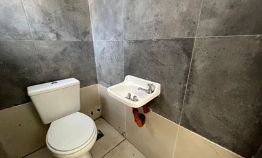 Propiedad con Local comercial y fondo a la venta en Avellaneda