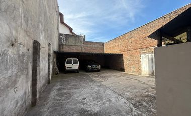 Departamento en Villa Dominico tres ambientes en alquiler cochera