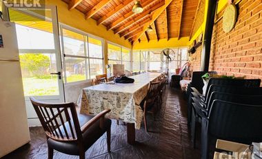 Casa 4 ambientes en venta con Jardín en Monte Grande