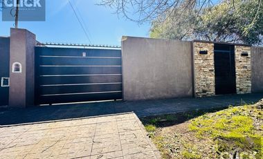 Casa 4 ambientes en venta con Jardín en Monte Grande