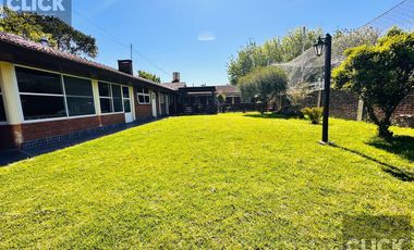Casa 4 ambientes en venta con Jardín en Monte Grande