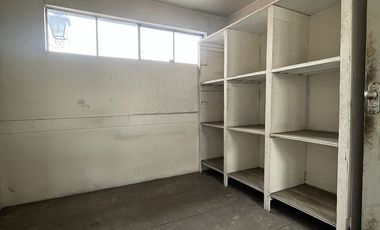 Propiedad en Venta a Media Cuadra de Av Americas, Ladrón de Guevara , Guadalajar